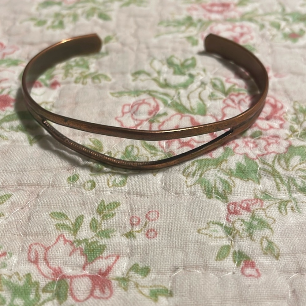 Cuff bangle
